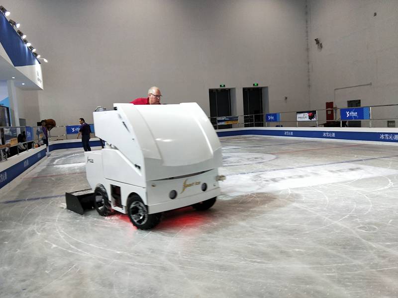 浇冰车